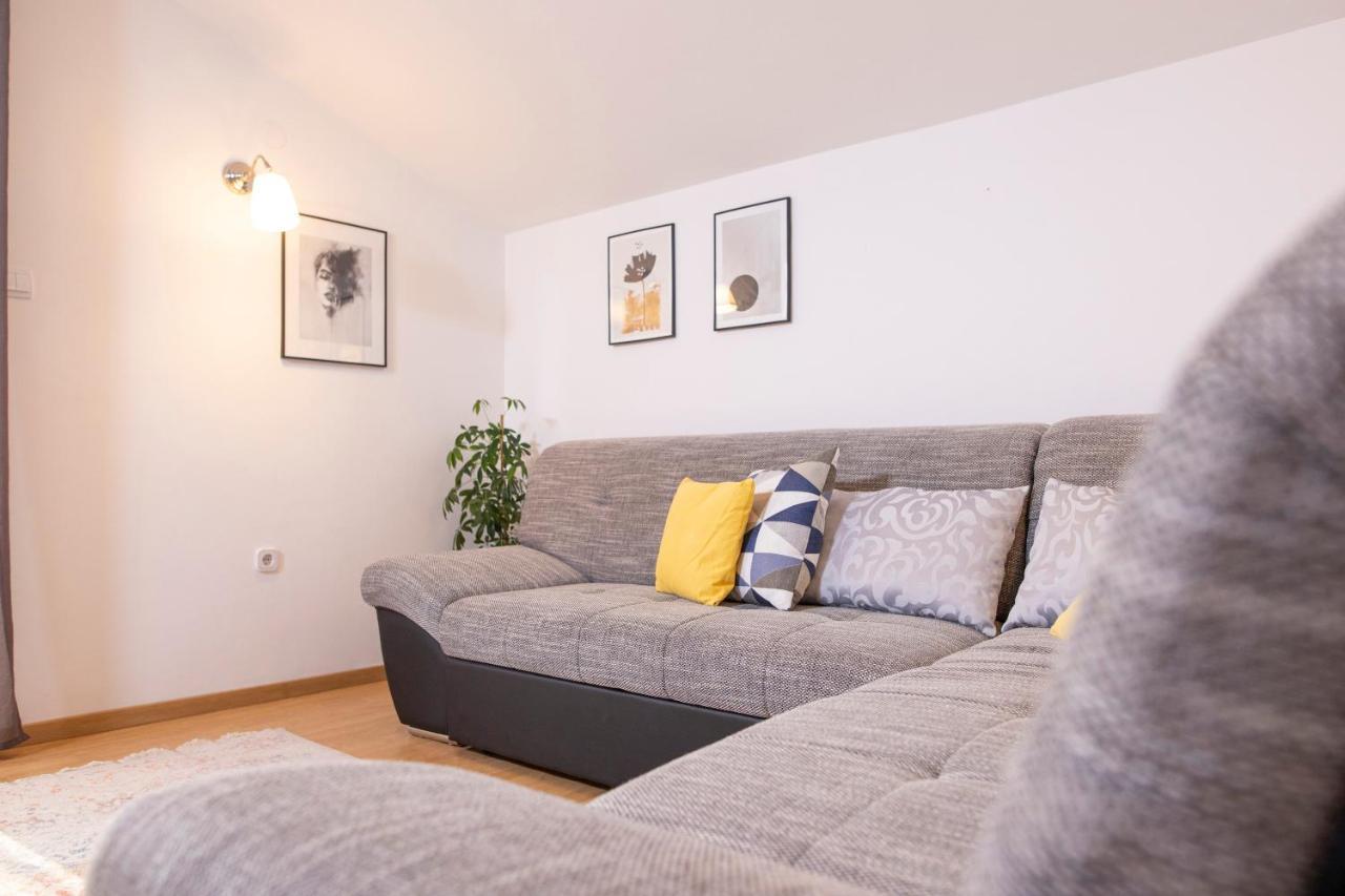 Apartman Ivo Каштела Екстер'єр фото